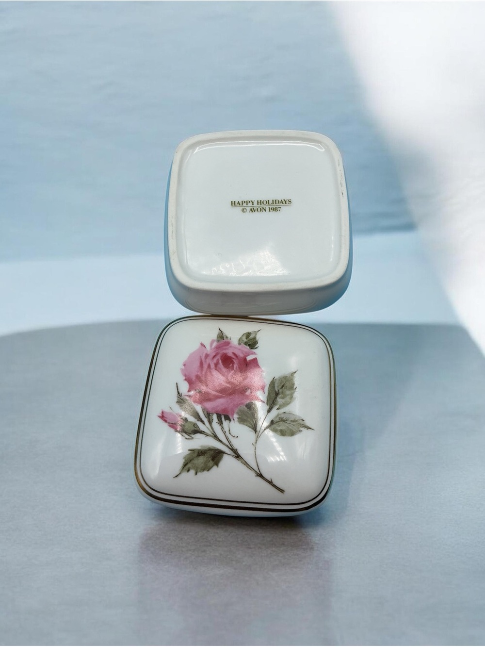 Avon White Porcelain Trinket Box with Pink Rose and Gold Trim